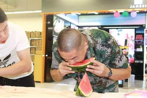 唱歌机情侣吃瓜,唱歌机情侣的甜蜜吃瓜时光 第2张 唱歌机情侣吃瓜,唱歌机情侣的甜蜜吃瓜时光 第2张