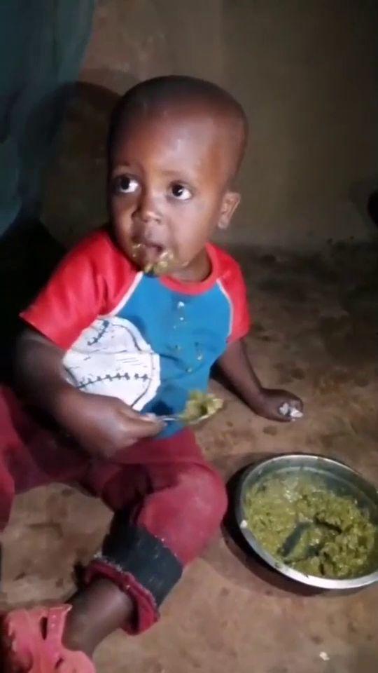 勺子吃老汉瓜视频,一场爆笑的乡村奇遇记 第3张 勺子吃老汉瓜视频,一场爆笑的乡村奇遇记 第3张